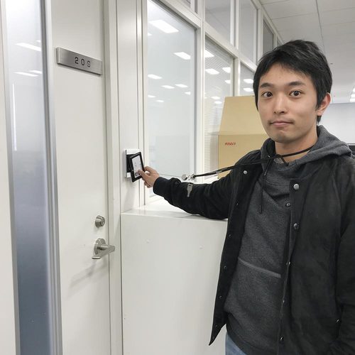 10:00 分析作業開始いざ、セキュリティルームへ | 朝賀 勇人 データマーケティング・データアナリスト職